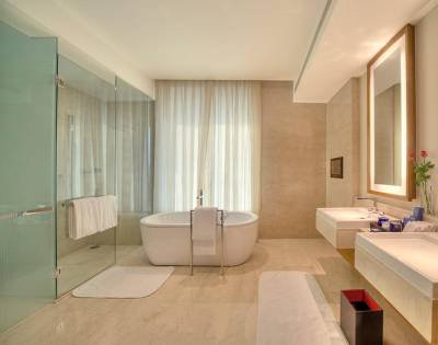 The Oberoi Luxury Bathroom